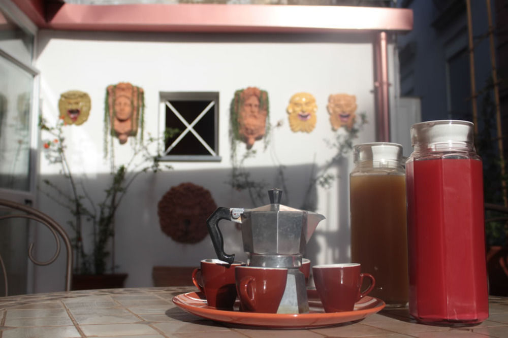 Casa Latina Acomodação com café da manhã Nápoles Exterior foto