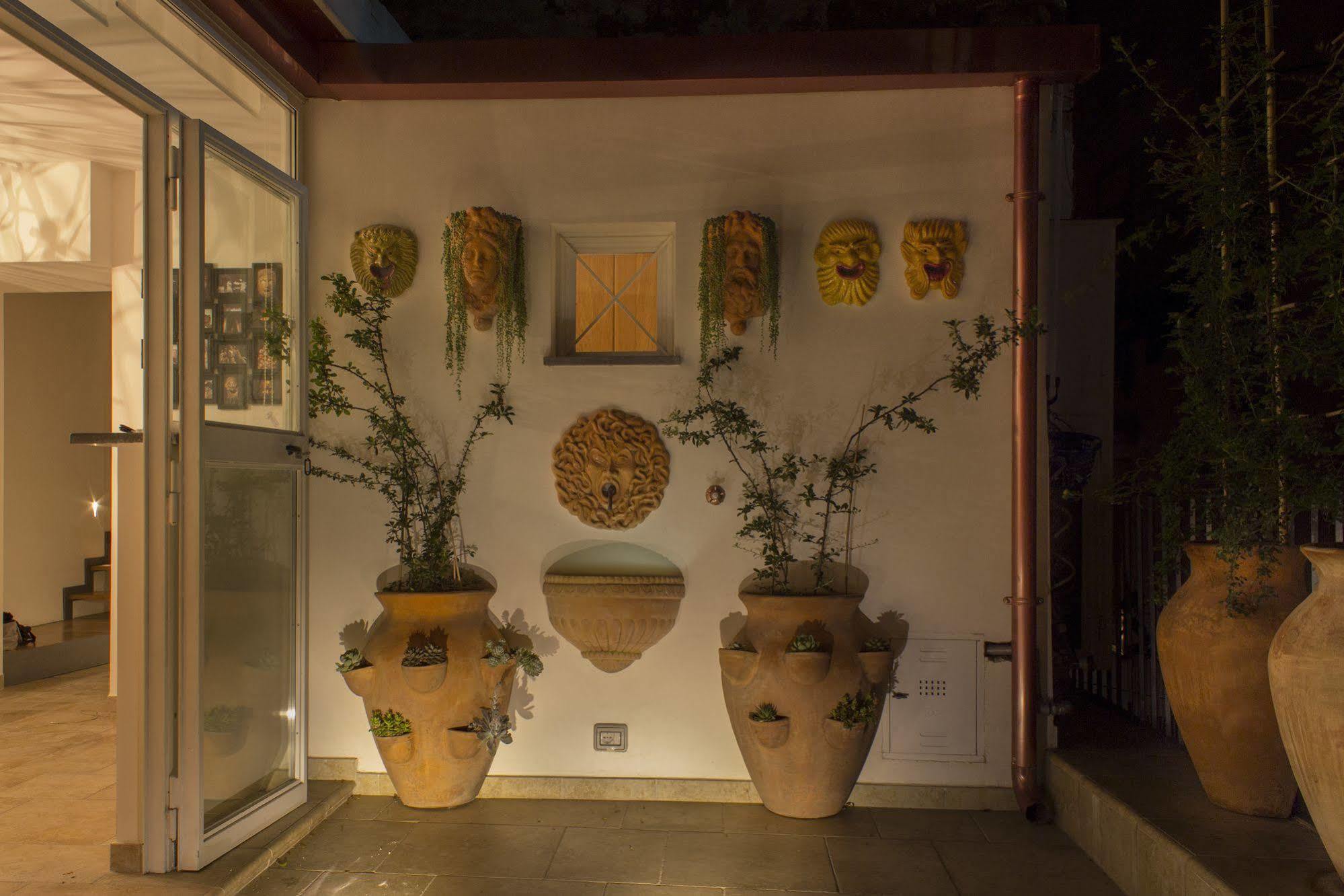 Casa Latina Acomodação com café da manhã Nápoles Exterior foto