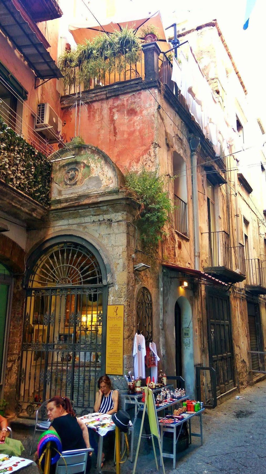 Casa Latina Acomodação com café da manhã Nápoles Exterior foto